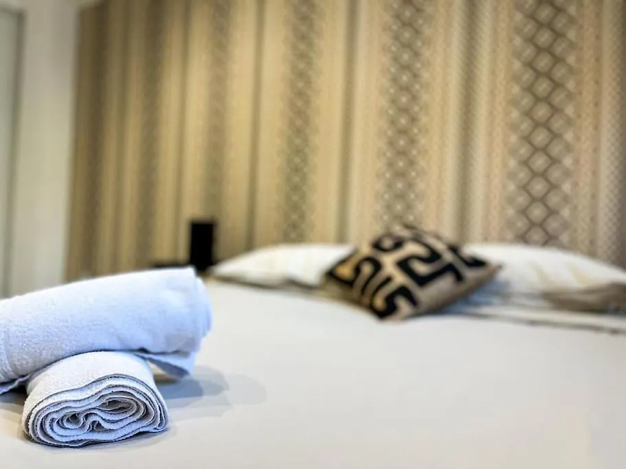 Apartment Suite Elton Villeurbanne France